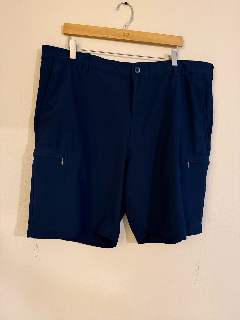 Izod Men's Dark Navy Cargo Shorts with Zip Pockets